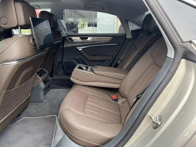 奥迪，重新出发——试驾上汽奥迪全新A7L、Q5 e-tron