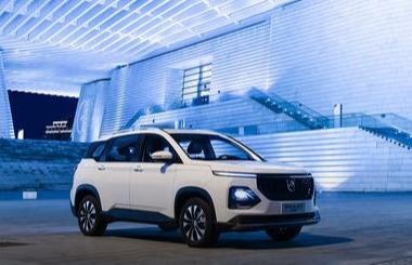 近日上市的四款中国品牌重磅新车，颜值都很高，价格都很低
