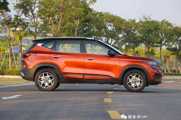 起亚全新KX3（傲跑）首试：1.5L+CVT，将将够用！