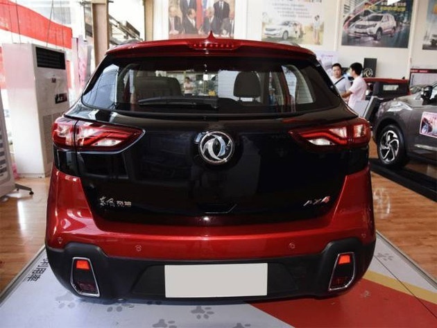 10万内造型最夸张的国产SUV，妹子一看就惊呆了