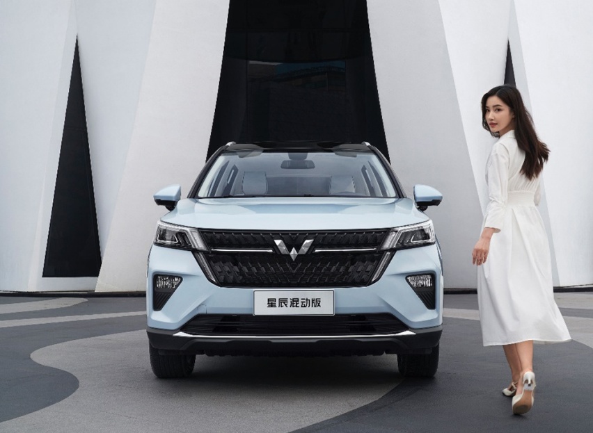 五菱终于上新混动SUV！综合续航超1100km，有望10万搞定