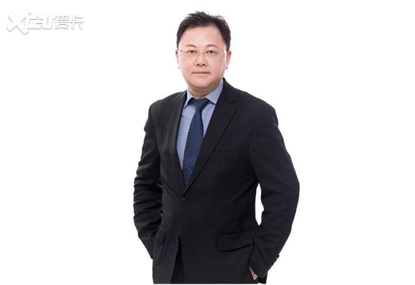 江西前首富，三年跌掉2500亿，不认怂！