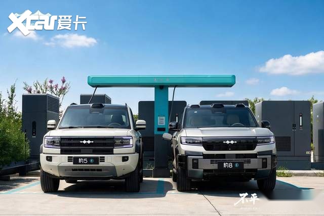 方程豹豹8豹5闪充版郑州上市,开启3分钟换胎时代