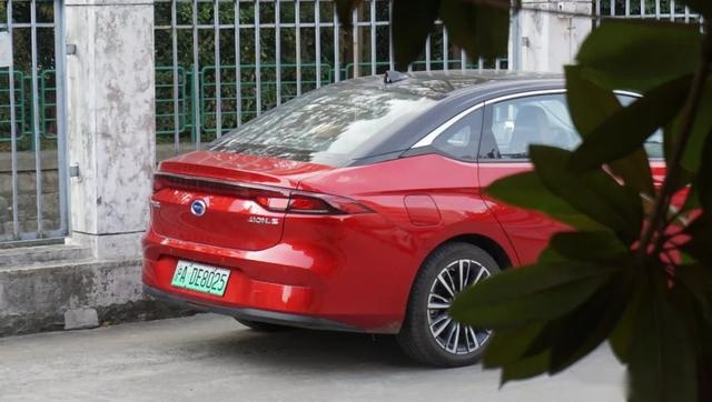 广汽新能源Aion S,敲开了高端市场的大门