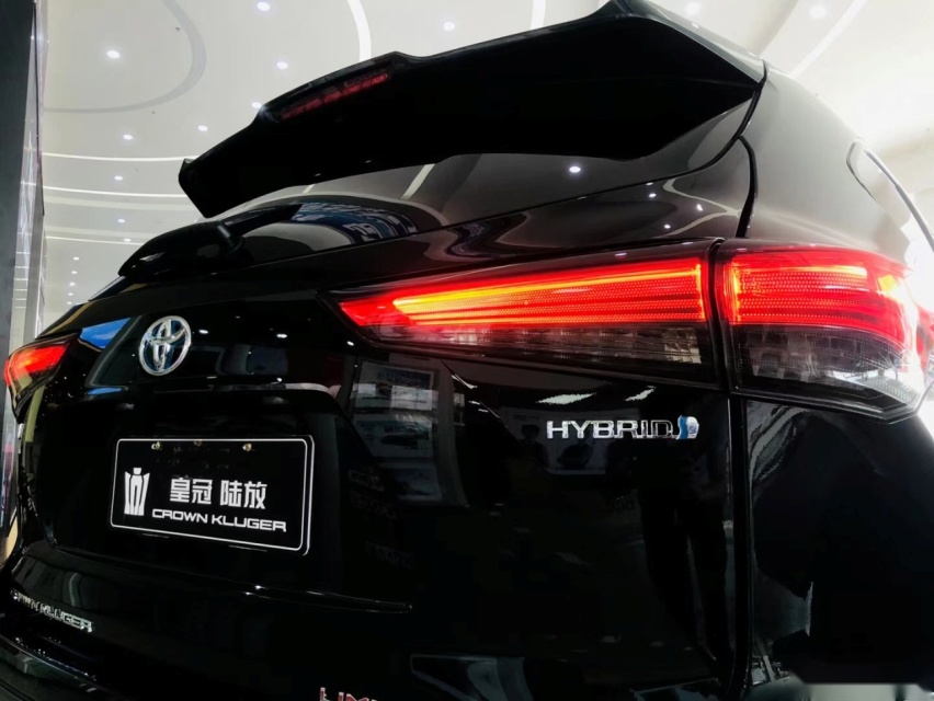 戴上皇冠的陆放，会是汉兰达终结者吗？皇冠陆放探店