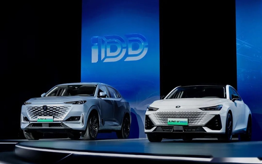 智电iDD“四大天王”齐聚，长安第三代CS75 PLUS 智电iDD首