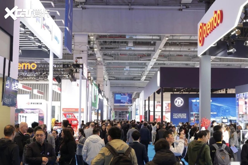 熊猫陪逛的上海汽配展,藏着汽车圈的未来密码