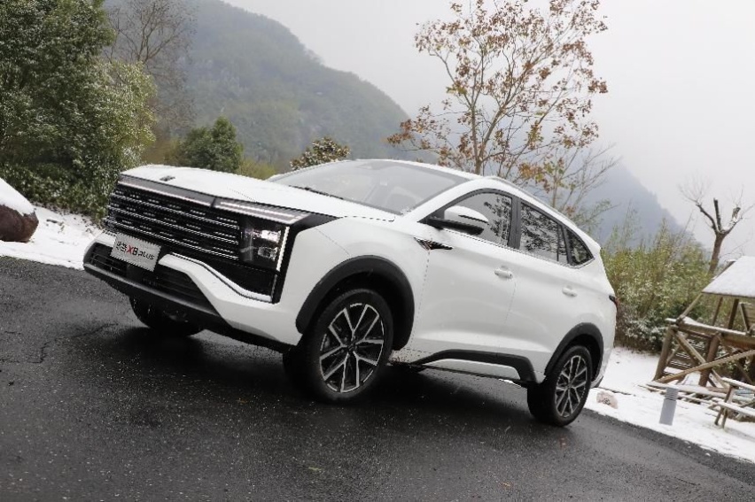 10万级七座SUV，居家大暖男，试驾思皓X8 PLUS
