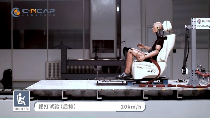 新能源MPV最重要的就是安全，C-NCAP五星新得主：岚图梦想家