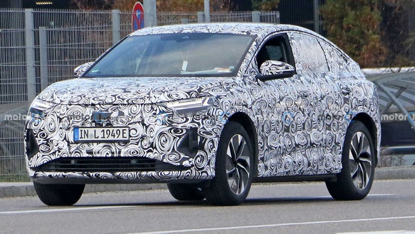 audi-q4-e-tron-and-q4-e-tron-sportback-spy-photos (2).jpg