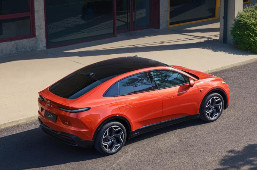 跟特斯拉Model Y同级 租电购买14.99万起 乐道L60咋买才合