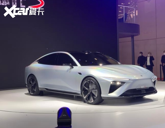 哪吒推出的全新旗舰车型哪吒s,但从外观设计上这款车跟特斯拉model s