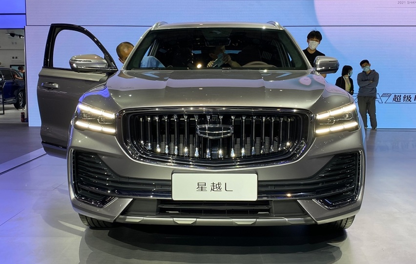 实拍吉利星越L，将实现1km无人托管式泊车，L4级自动驾驶