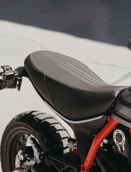 杜卡迪Scrambler潮牌联名限量版，换壳割韭菜