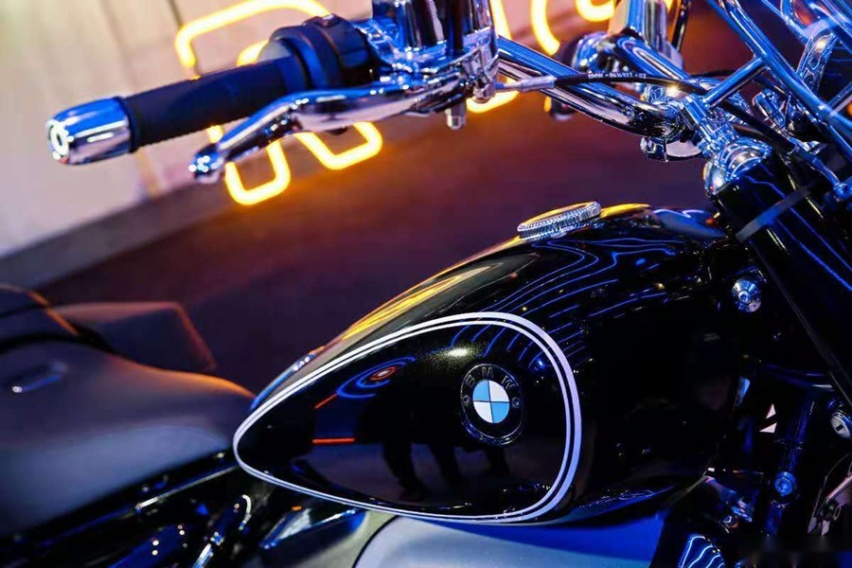 宝马最大排量摩托车，全新BMW R18上市，售24.99万起