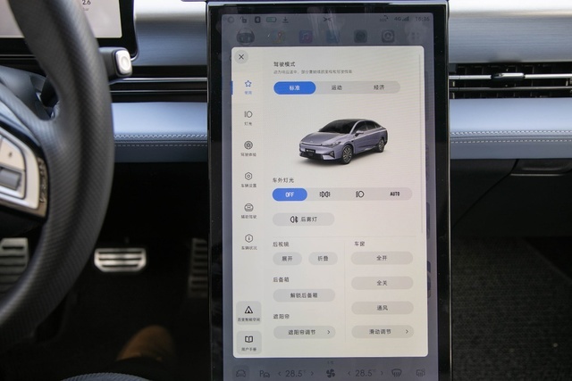 实测小鹏P5，15万级别最“智能”的车？