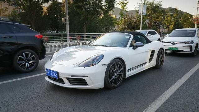 保时捷718真是一台泡妞专用车？