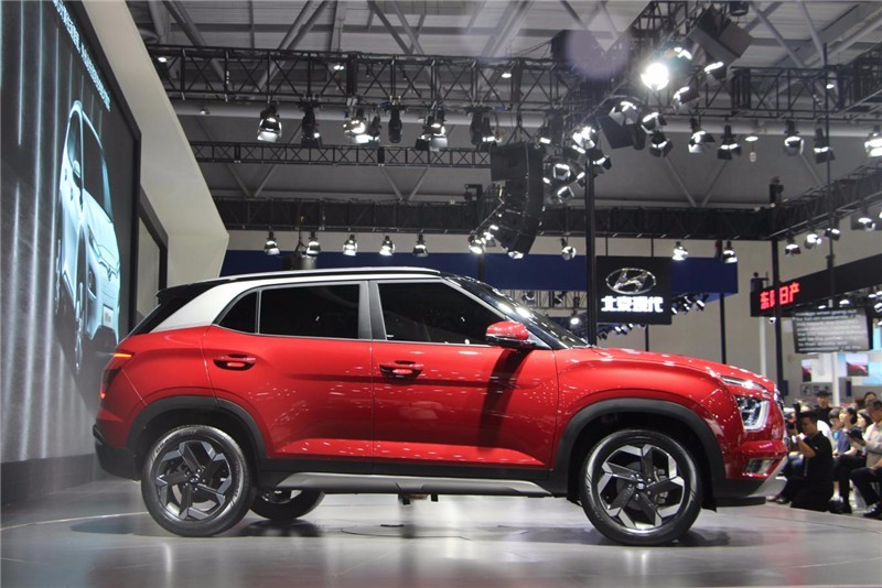 重庆车展，北京现代首发两款小型SUV，你觉得好看么？