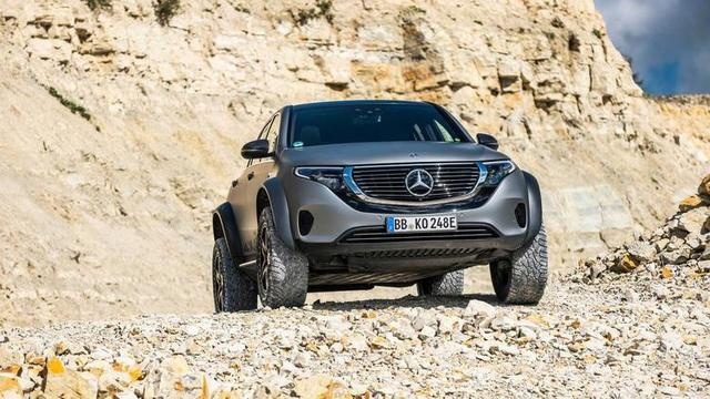 奔驰EQC4×4²概念车官图发布 电动SUV变身越野车