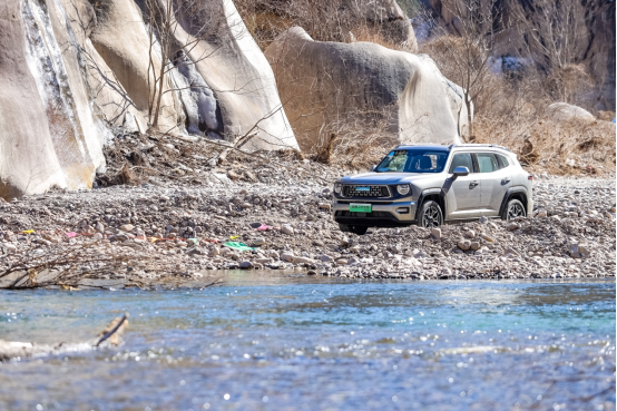 智能電混四驅(qū)17.98萬元,有多少人在等哈弗二代大狗Hi4 智能電混四驅(qū)17.98萬元,有多少人在等哈弗二代大狗Hi4