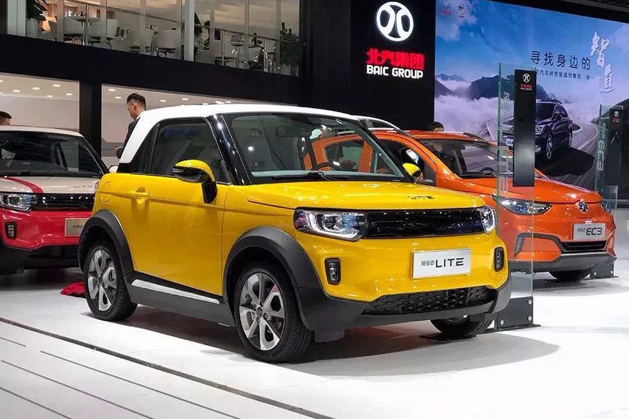 同样是小而精，北汽新能源LITE-R300与欧拉R1该如何抉