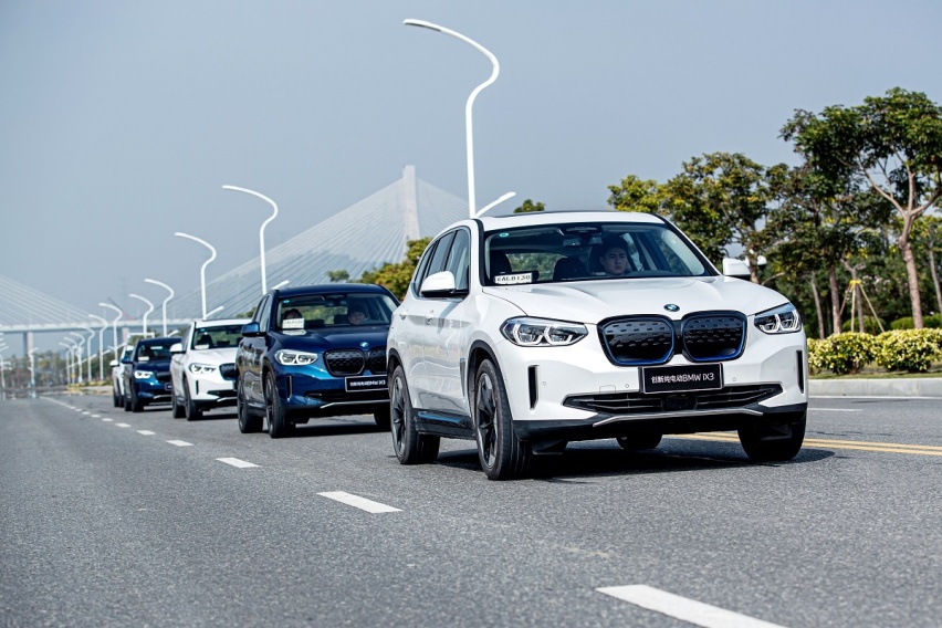 试驾国产BMW iX3，内里黑科技满满，它到底值不值得入手？