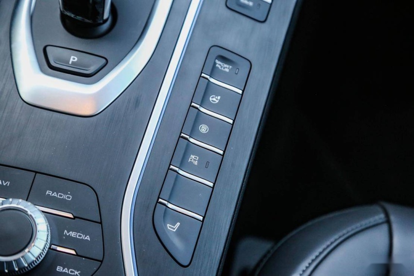 自主豪华旗舰注入更多动力 试驾WEY VV7 GT PHEV