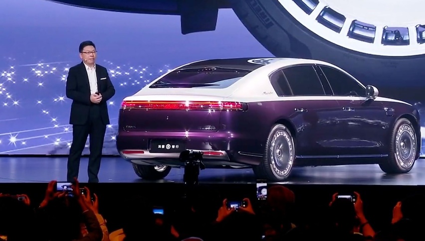 尊界S800预售价为一百万起，能否力抗“S78”成为高端畅销车