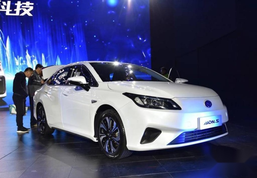 autohomecar__ChcCR11jPOGAKuQCAAPX36FGVvs35.jpg