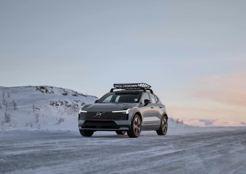 �֠�������˵�CC܇�Ͳ������ˣ�EX30 Cross Country߀ֵ���I�᣿