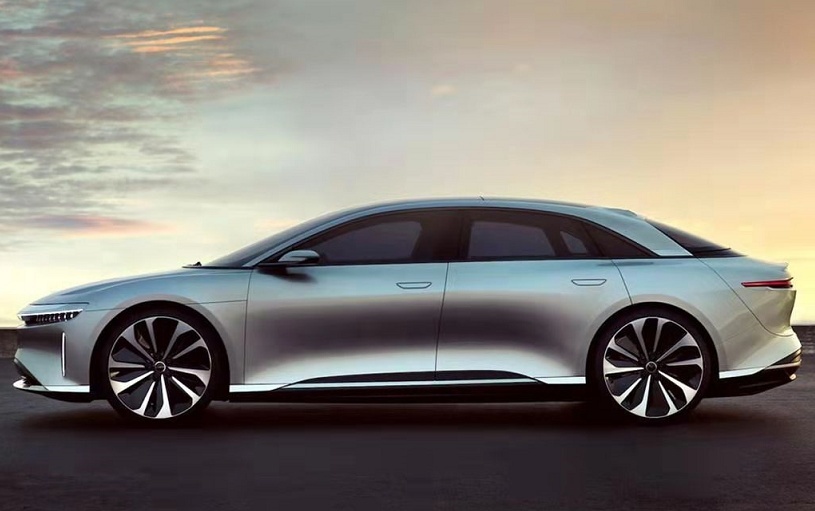 Lucid Air交付，马斯克发《七步诗》，它们有什么恩怨？