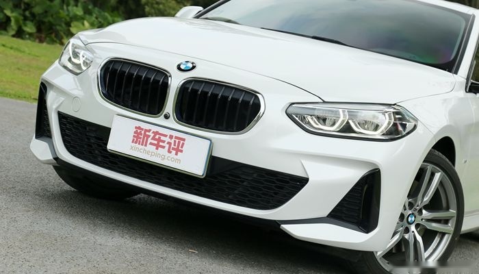 奔驰A级/宝马1系/奥迪A3，谁是年轻人的第一辆豪车?