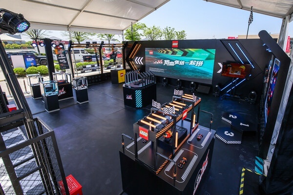 乐高®赛车展空降F1中国站首届格子旗音乐嘉年华