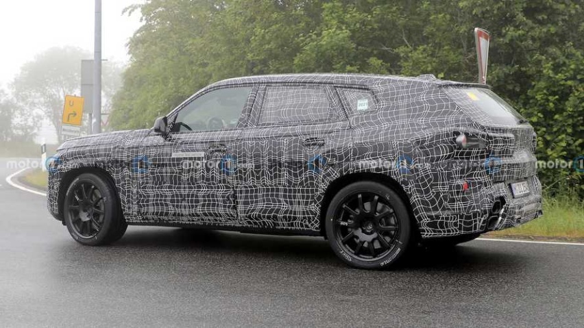 家族全新旗舰SUV！宝马X8高性能版谍照曝光，将于2022年正式亮相