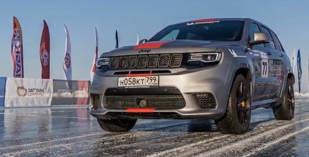 吉普大切诺基Trackhawk实拍 强悍6.2升V8 707马力