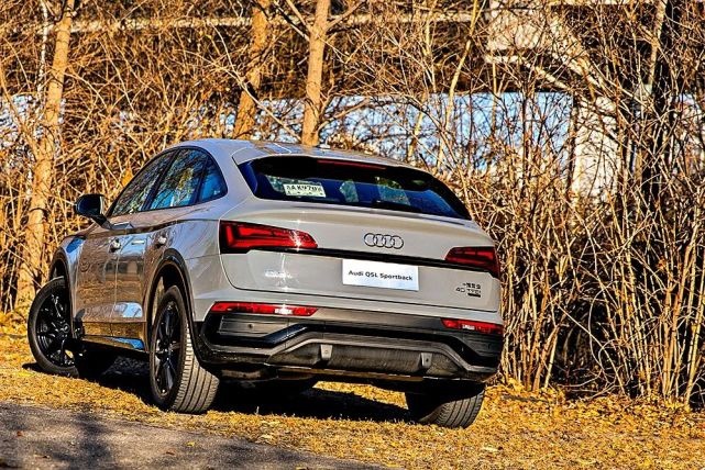 智驾开箱丨神似SQ5外观，让这台奥迪Q5L Sportback非常个性