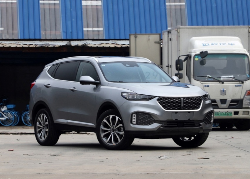 中期改款的WEY VV6日常刷脸，外观内饰动力变化不大
