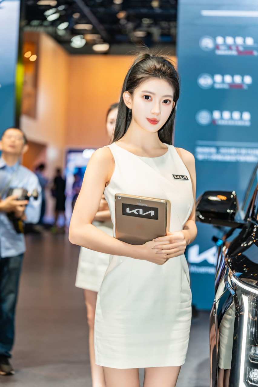 2024广州车展小姐姐大合集！是真男人就坚持到最后一张！