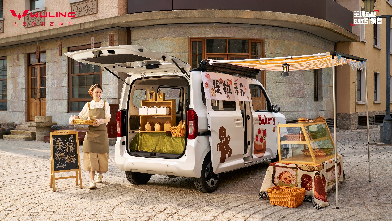 5.78fԪr늶;܇֮EV305kmMȡ͔y7MAУ