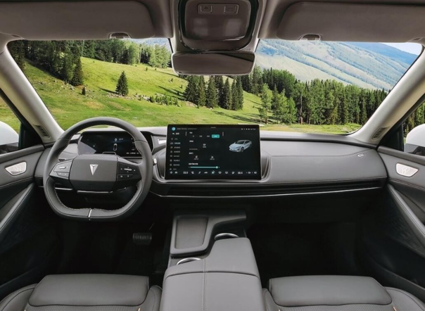 瞄准Model 3：最高续航1200km，长安深蓝SL03售16.89万元起