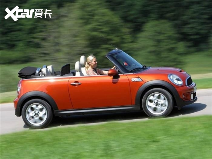 2020女生最喜欢的漫_盘点2020年初女生最爱玩的几款手游,男生玩过几款(2)