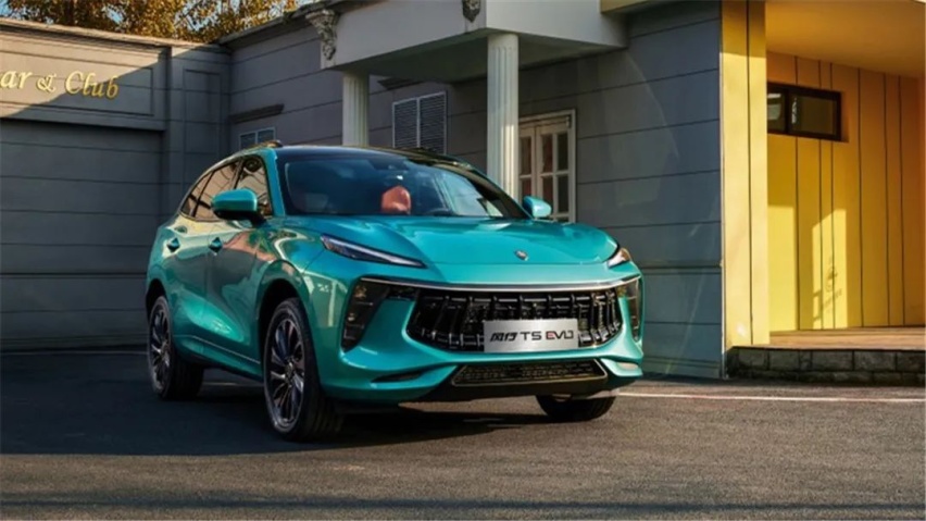 10万的价格、3.0T的排面，这款东风风行T5 EVO要火？