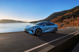 2026款 深蓝L07重磅上市！15万级唯一全系标配华为乾崑智驾轿车