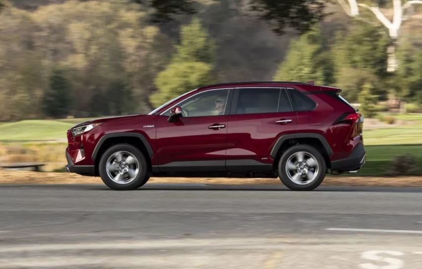 由丰田各部门联手打造，RAV4双擎堪称最省油的跨界SUV