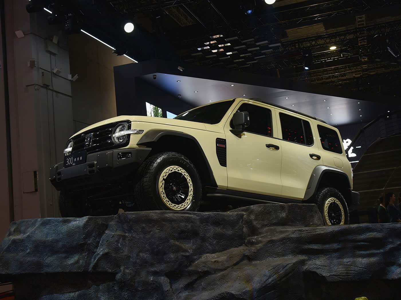 ̹���ܱ��֟�ȵ�ԭ��4.0T V8�����˲���܇ȦԒ�}������