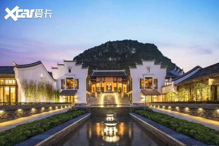 叫扬叔 - 全网最会整活的苏超球迷  足球圈热梗收割机请叫我宗师！新一代传祺M8宗师系列更豪华了