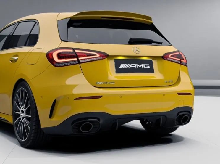 两厢进口AMG A35来了，小钢炮的外形，只是这价格..