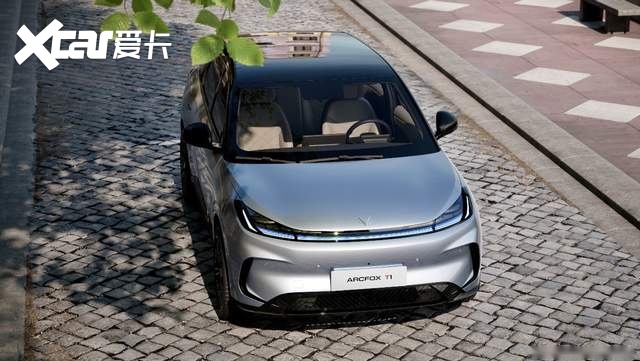 为什么越来越多人,把“第一台新能源车”换成极狐?