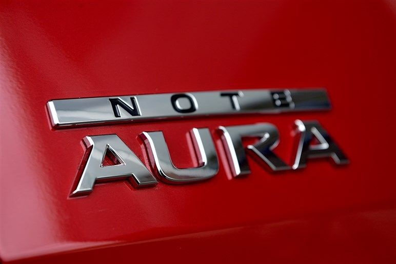 日产这辆豪华装修的两厢混动Note Aura能打开中国市场么？