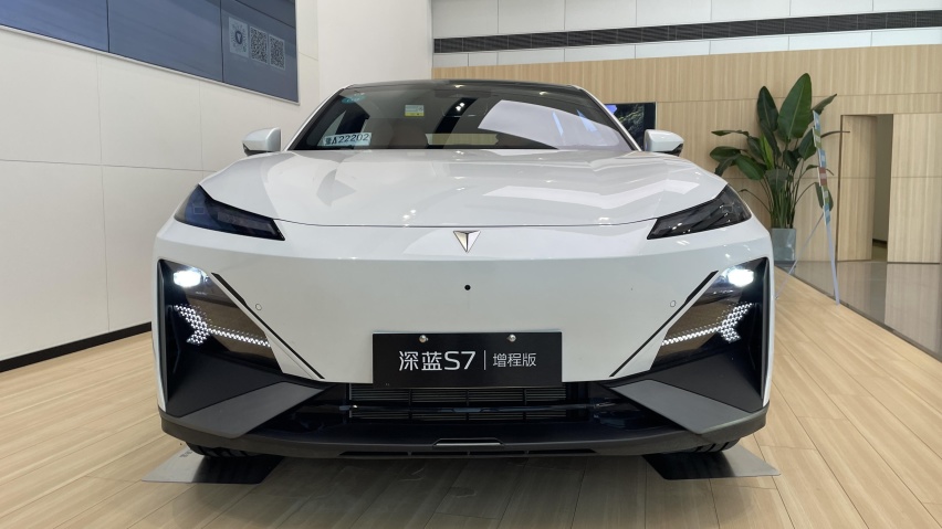 用科技重构出行想象，到店实拍深蓝S7